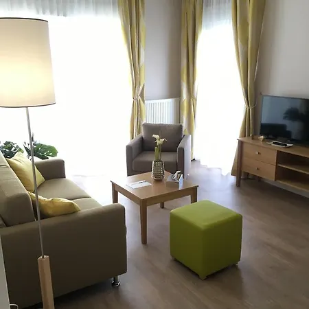 Domitys Rosa Gallica Aparthotel 4*