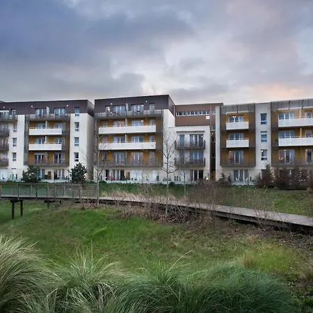 Ξενοδοχείο με διαμερίσματα Domitys Rosa Gallica